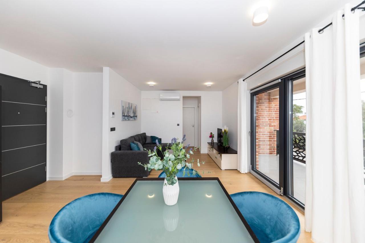 Apartment Marianne , Parking Free , 2 Bedroom & 2 Bathroom , Modern & Cozy Zadar Bagian luar foto