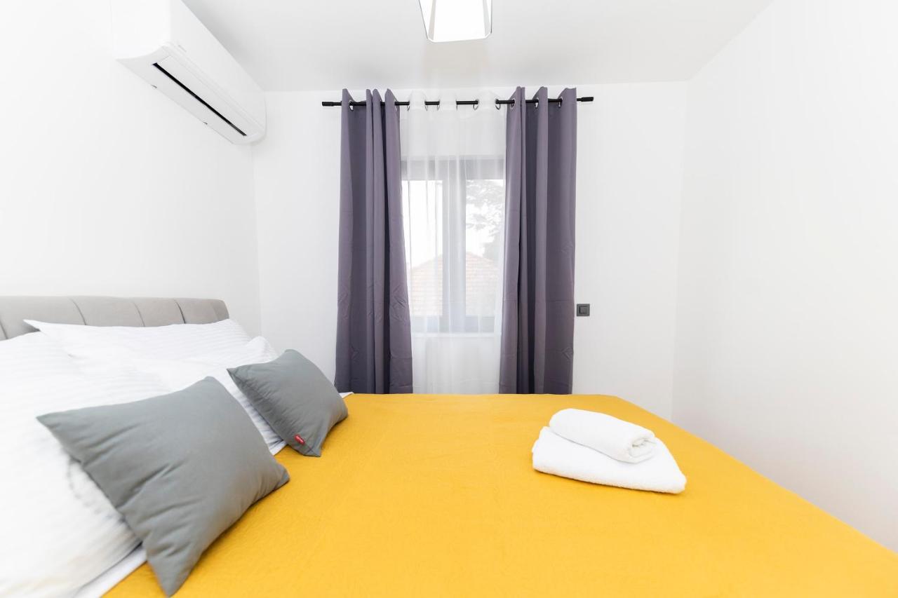 Apartment Marianne , Parking Free , 2 Bedroom & 2 Bathroom , Modern & Cozy Zadar Bagian luar foto