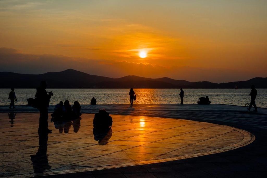 Apartment Marianne , Parking Free , 2 Bedroom & 2 Bathroom , Modern & Cozy Zadar Bagian luar foto